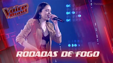 Glícia França canta La Belle De Jour na Rodada de Fogo The Voice