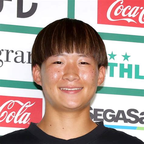 19歳なでしこ藤野あおば、練習つきあってくれた父に「ありがとう」 W杯での活躍誓う18日「父の日」 スポーツ報知