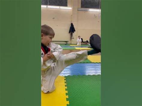 Тхэквондо ставим технику! #taekwondo #тхэквондо #дети - YouTube