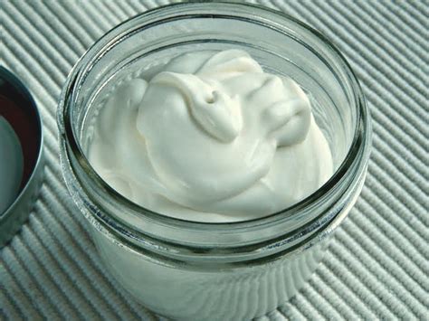 3 Drop Dead Simple Ways To Make Crème Fraîche Frugal Hausfrau