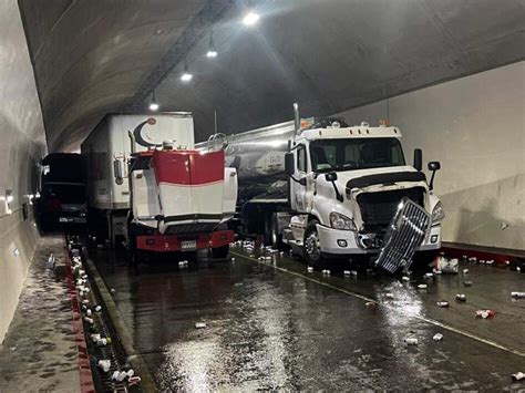 Accidente Deja Siete Muertos Y 33 Heridos En Túnel En El Centro De Colombia