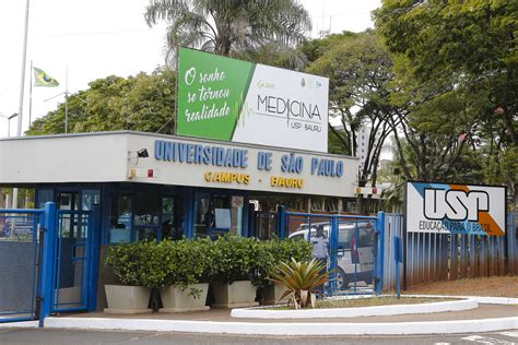 Entrada Do Campus De Bauru Novo Curso De Medicina De Bauru Foto