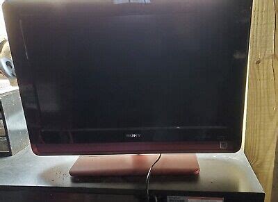 Sony Bravia LCD Digital Color TV Black 26 Screen KDL 26M4000