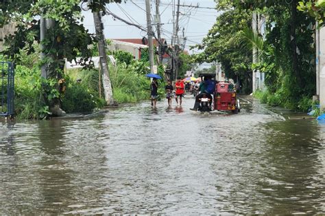 Some Malabon Streets Flooded Due To Karding High Tide ABS CBN News