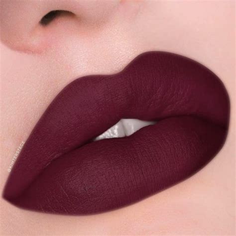 Beautiful Lipstick Makeup Tips To Ensure You Are Looking Fly