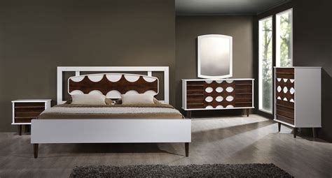 Seattle Panel Bedroom Set Walnut And White Zuo Modern Furniture Cart