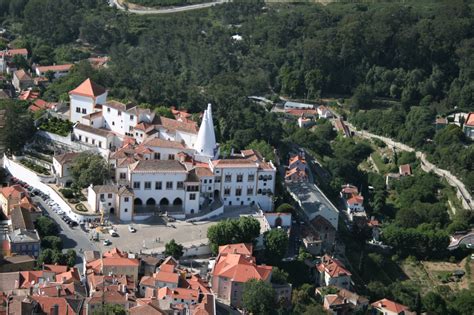 Sintra: The National Palace – Little Old World