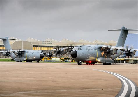 A400m Atlas At Raf Brize Norton Pictured Are Two Raf A400m Flickr