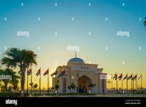 Qasr Al Watan Fotografías E Imágenes De Alta Resolución Alamy