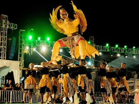 Wayang Jogja Night Carnival Meriahkan HUT Kota Yogyakarta Dengan Tema