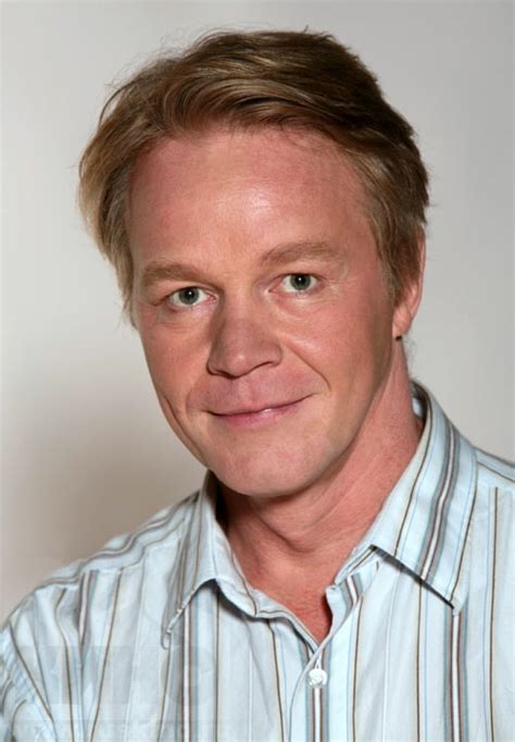 Александр Кузнецов — биография, фильмография, фотографии актёра