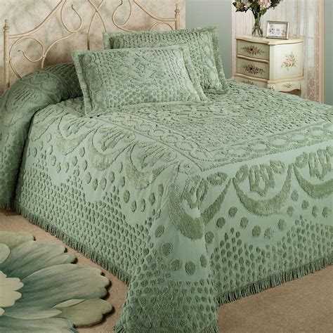 Kingston Solid Color Chenille Bedspreads