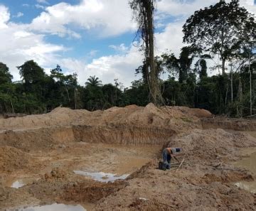 Garimpeiro morre soterrado após barragem desabar em MT