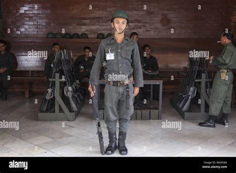 Thai Army Hi Res Stock Photography And Images Alamy