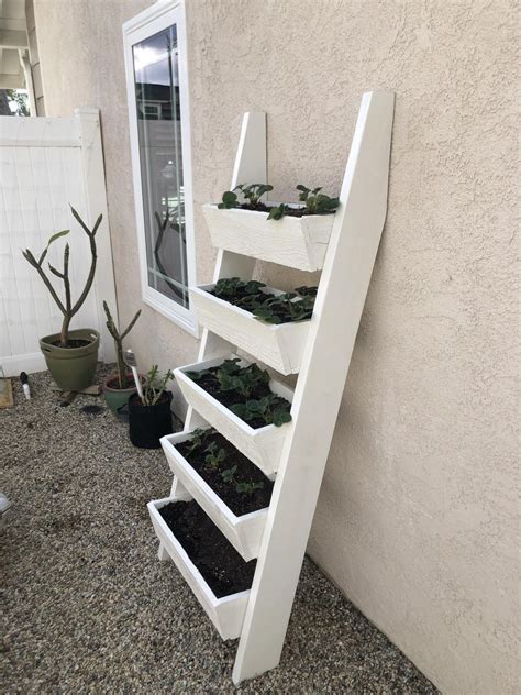 Tiered Vertical Ladder Planter Strawberry Planter Stand Plans Diy Plans For Planter Box For