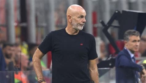 Pioli Explains Revamped Milan Defence Football Italia