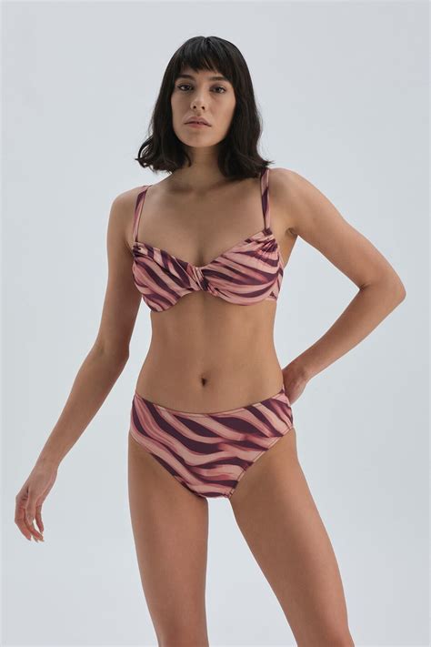 Dagi Bordo Ten Toparlayıcı Balenli Bikini Üst Tak Çık Kap Fiyatı