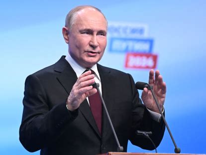 Vladimir Putin Gana La Elecci N Presidencial Con M S Del De Votos