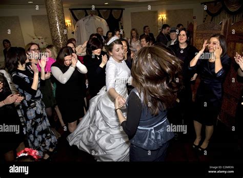 Orthodox Jewish Wedding Dance