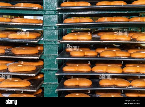 Block Of Raw Chocolate Stock Photo Alamy