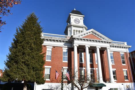 Washington County Courthouse The Washington County Courtho Flickr