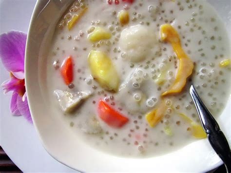 Ginataang Bilo bilo (Chewy Rice Balls in Coconut Milk) - Astig Vegan