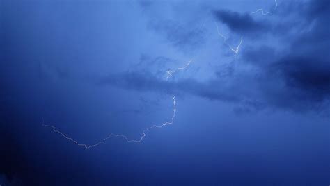 Intempéries après une après midi en vigilance orange aux orages l