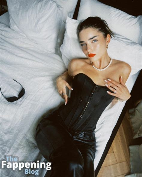 Ella Grossman Ellagrossman Nude Leaks Photo 1 TheFappening