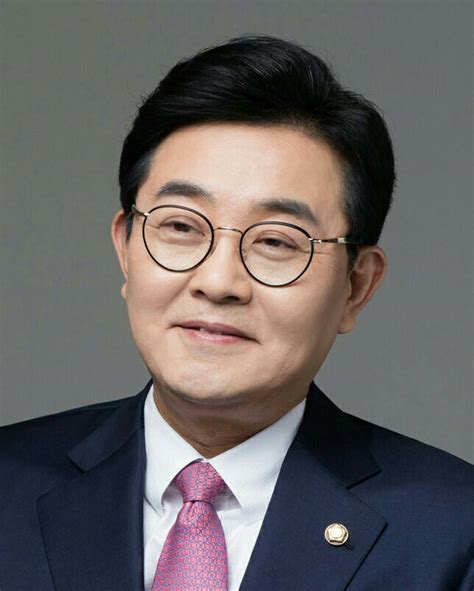 검찰 전병헌 구속영장 기각 범행여부 다툴 필요 있어 전자신문