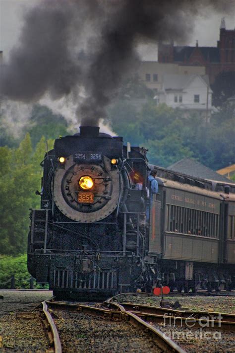 Round The Bend Photograph By Graeme Pettit Fine Art America