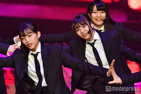 画像2528 欅坂46、レコ大初出場 黒スーツで笑顔はじける＜レコ大＞ モデルプレス