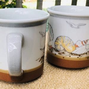 Otagiri Stoneware Coffee Tea Mugs Ocean Sandy Beach Seashells Scallop