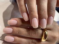 73 idées de Manucure nude en 2025 idées vernis à ongles jolis ongles vernis à ongles