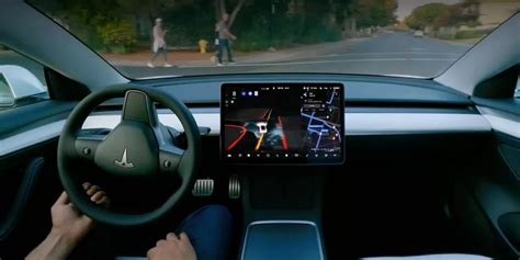 Tesla Full Self Driving FSD Beta v12 tutto quello che c è da sapere