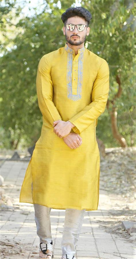 Festive Yellow Embroidered Silk Kurta For Men Xl 44 37774