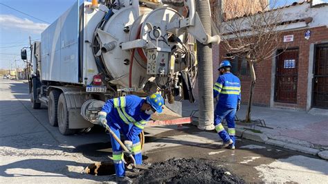 Aguas Del Norte Trabaja En El Mantenimiento De Las Redes Colectoras