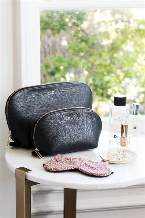 Must-Have: The Monogrammed Makeup Bag | Le Fashion | Bloglovin’