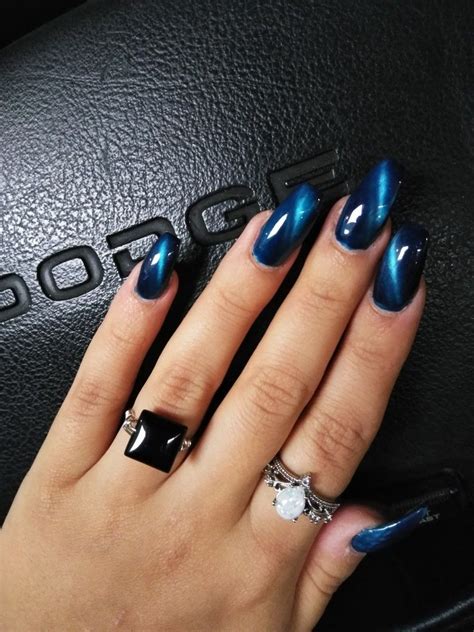 Blue Cats Eye Nails Cat Eye Nails Blue Nails Nails Design With