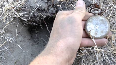 Metal Detecting Minelab Etrac Finds Silver Pocket Watch Youtube