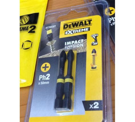 Биты ударные IMPACT Torsion Ph2 57мм 2шт DEWALT DT70532T выгодная