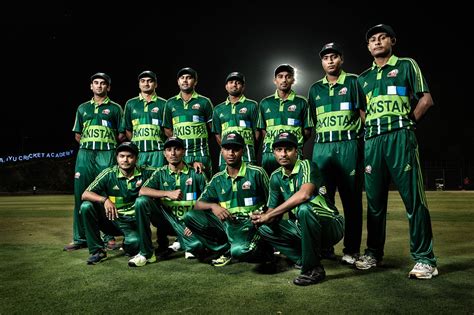 dont   war    play young pakistani cricketers