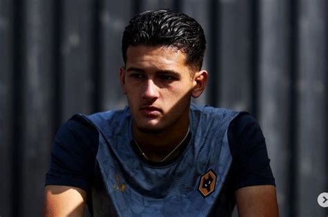 Batal Jadi Wni Justin Hubner Pamer Promosi Ke Tim Utama Wolves