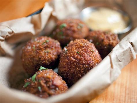 Frozen Hush Puppies In An Air Fryer How Long Do You Cook Onehappylemon