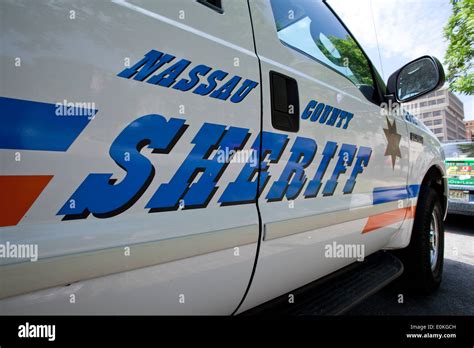 Nassau County Ny Sheriff Car E0kgch Hi Res Stock Photography And Images