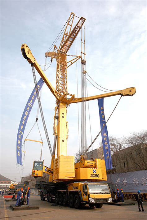 Fun Facts What Is The Biggest Mobile Crane In The World