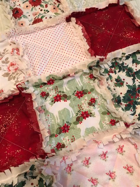 French Country Christmas Lap Rag Quilt Red Cottagedome Green Etsy