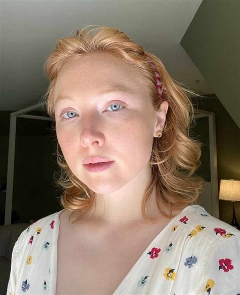 Picture Of Molly C Quinn