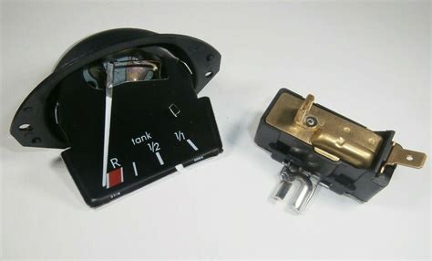 1968 1979 VW BUG SUPER BEETLE FUEL GAUGE W VOLTAGE REGULATOR