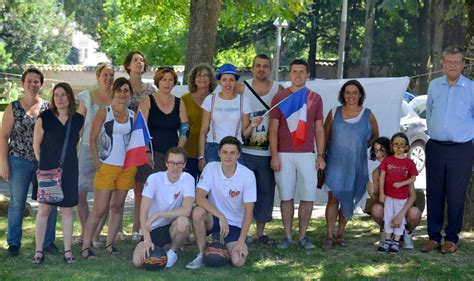 Mâcon La kermesse des P tits Loupiots de l école des Perrières en images