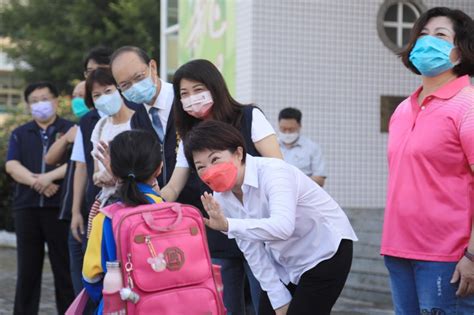 盧秀燕視察學校防疫與冷氣使用情形 強調學習安心又清涼 風傳媒